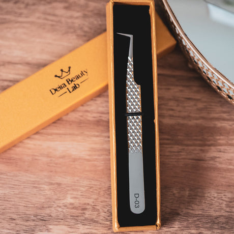 D-03 tweezers